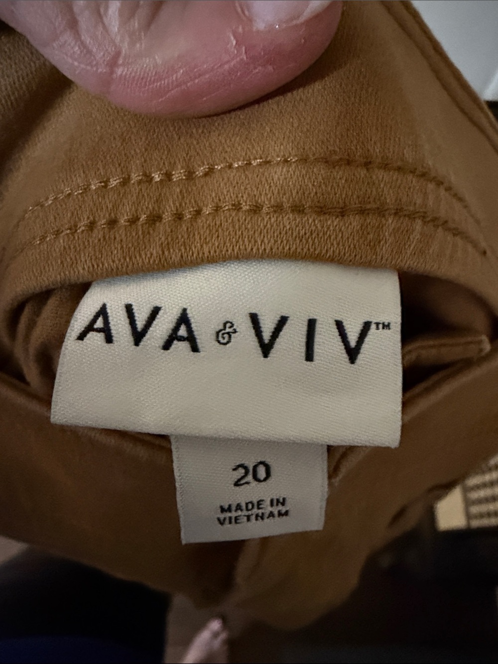 Ava & Viv Cropped Wide-Leg Pants in Camel Brown - Picture 2 of 3